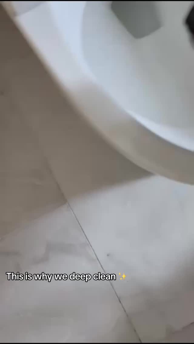 When the water reveals the truth 💦 #NYC #BeforeAndAfter #BrightSpaceCleaning #Satisfying