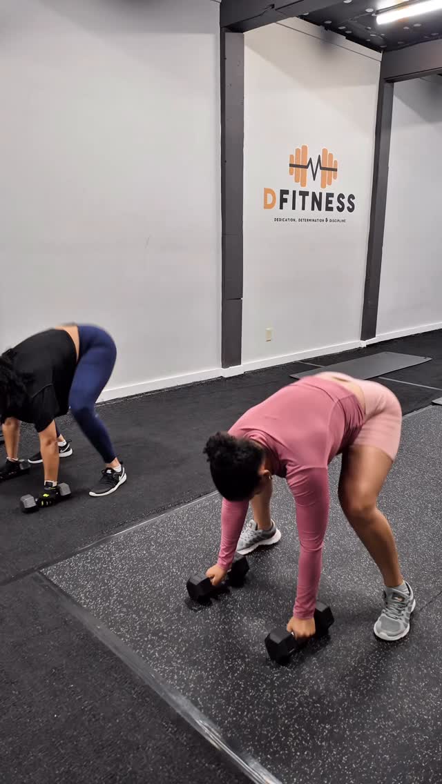 Hit the floor. Rise
#burpeeGrind