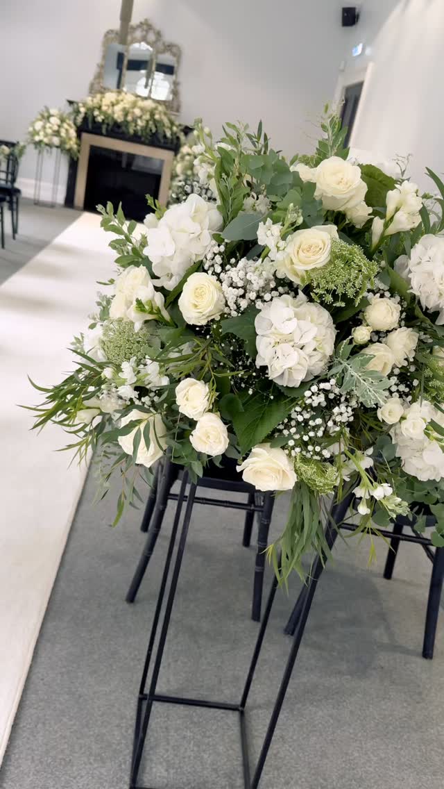 How stunning does a Black & White Wedding look! Timeless, Classic & Beautiful.
#weddingflowers #essexflorist #weddinginspiration #weddingflorals #floraldesign #weddingdecor #weddingstyle