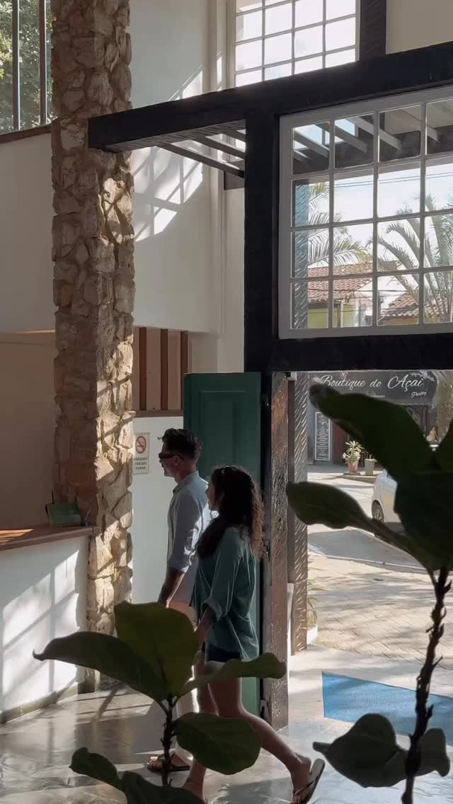 Acordar na Pousada do Príncipe é abrir a porta para o melhor de Paraty.
Do descanso aos passeios, tudo ao alcance de um dia perfeito.
⸻
Waking up at Pousada do Príncipe is opening the door to the best of Paraty.
From rest to adventures, everything within reach of a perfect day.
#PousadaDoPrincipe #Paraty #SuaCasaEmParaty #SlowLuxury #BrazilianCharm