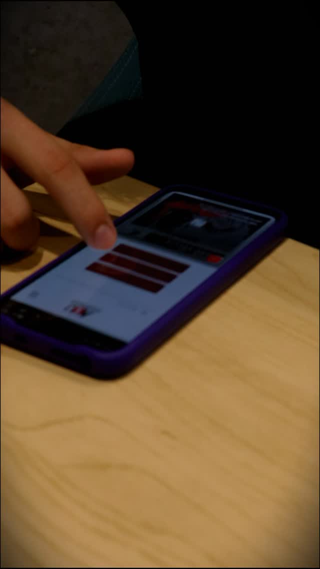 ✍️ ¡Tu voz merece ser leída!
Si tienes ideas, historias o reflexiones… el periódico Mano Vuelta 🤝🏻 es tu espacio 📰.
📌 Escribe, publica y gana puntos en el Civilac.
🚀 ¡Suma a tu hoja de vida desde ya! Porque cada palabra que compartes es un paso más hacia tu futuro.
Contáctanos
📩 sindicatoadu@unillanos.edu.co
🌐 www.sindicatoadu.org
🎯 Mano Vuelta: donde tu talento abre puertas.