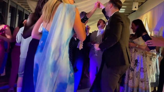 Margate shenanigans with the lovely Hannah and Charlie ❤️with @paulmallyon vocals @brandonmackiedrums_ and his majestic jam block @tristanevansgtr Maciek bass and Piotr fiddle #signedsealeddelivered #weddingband #Irishmusic #irishtrad ##weddingentertainment #entertainmentindustry #livemusic #coverband #Irishweddingbanduk #functionband #rockcoversband #miraclecure_band #thescene #indiecoversband #ibanez #ibanezprestige #fishman #martinaudiolondon #voxampsuk #weddingbands #corporateevents #irishtrad #Irishmusic #turbosound #eventsplanner #ceilidh #ceilidhband #corporateeventplanner #corporateevents #myweddingsuppliers #folkweddingband #miraclecure_band