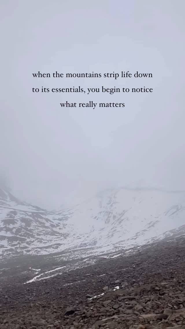 Travel isn’t just about where you go, about what it opens up inside you. Sometimes it’s the mountains, the road, or the unknown that gives you space to listen inwards.
#wildwithin #rescapesoul #mindfultravel #slowliving #traveldeeper #rescapetravel #yogaretreats #retreats #slowtravel
