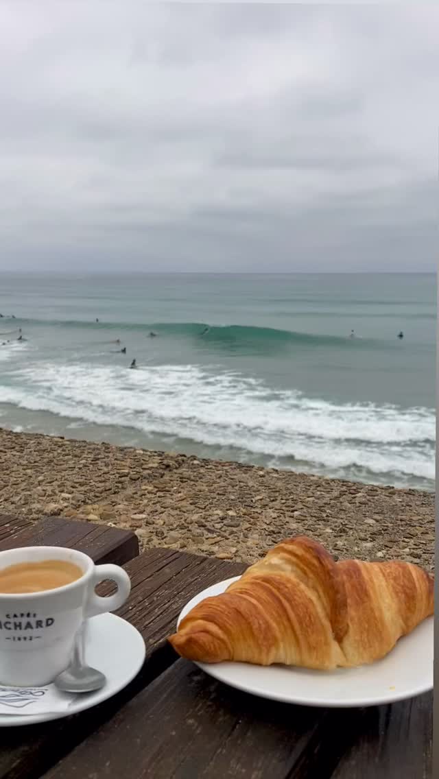 Best Sunday breakfast: “Coffee ☕️Croissant 🥐 & waves 🌊 “
#bidart #sunday #xirimirisurf #breakfast