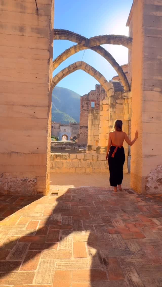 “You can manifest 𝘢𝘯𝘺𝘵𝘩𝘪𝘯𝘨 you want”
Said a million and one manifestation coaches.
Sounds empowering.
Until it leaves you grasping,
Forcing
And feeling like a failure if even after visualizing, affirming & whipping out your crystals - still nothing to show for it.
Here’s what they don’t tell you:
👉 Some desires are just not in your Soul Contract for this lifetime
👉 Some come from Ego’s grasping for the illusion of safety, rather than your Souls Knowing
👉 Sometimes, what you’re asking is simply too small. Your Soul is leading you to something way more expansive, if only you stop resisting.
Manifestation in my book
Is 𝘯𝘰𝘵 about manipulating reality and nature itself - to fit your small human self’s will.
True Creation
Is about 𝘙𝘌𝘔𝘌𝘔𝘉𝘌𝘙𝘐𝘕𝘎
Who the f you actually are
In your core
And aligning
Listening
To what WANTS to come through YOU.
𝘕𝘢𝘵𝘶𝘳𝘢𝘭𝘭𝘺.
Its Co-Creating
With God Herself.
You CAN manifest everything your SOUL chooses. In the right timing, when you’ve moved with courage through the initiations that come with the path.
And the best part?
That then -
Receiving the thing is just a bonus 👑
To the accomplishment of having become a bigger, bolder and truer version of yourself in the process.
Which is something you can never lose.
Lmk what ego based “manifestations” you’ve dropped chasing. 👇🏽
🧡🧡🧡