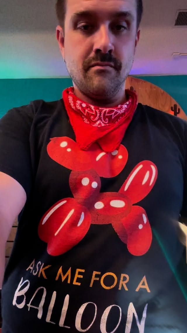 #denverballoonguy #kidsnight #balloonart #balloon #balloons #balloonartist #denverballoonartist #thedenverballoonguy #lacasadelrey