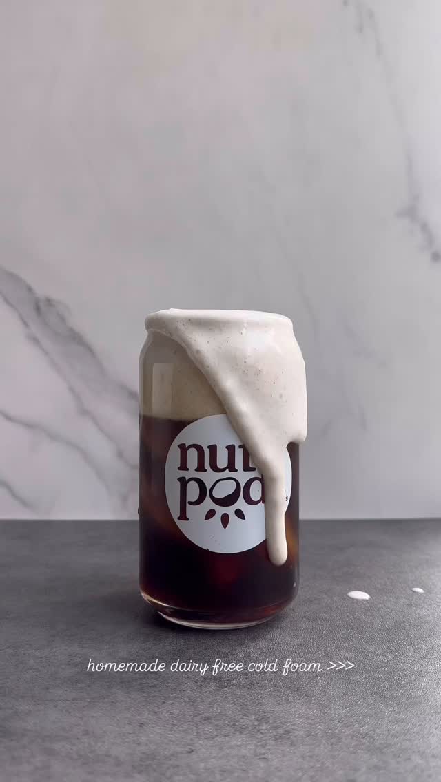 Having a newborn = having coffee on the brain 24/7 so I figured I’d share one of my favorite cold brew + cold foam recipes! While I’m not dairy free, @nutpods makes some of my favorite creamers & I always have a bottle in my fridge!
Dairy free cold foam is notoriously thin but I think I’ve cracked the code to make it nice and creamy! Comment “coffee” and I’ll send you the recipe!
I used the coconut creamer here but you can use any flavor you like! I love to use the cinnamon coffee cake creamer with this recipe too!
#coffee #coffeerecipe #coldbrew #coldfoam #dairyfree #dairyfreecreamer #nutpods