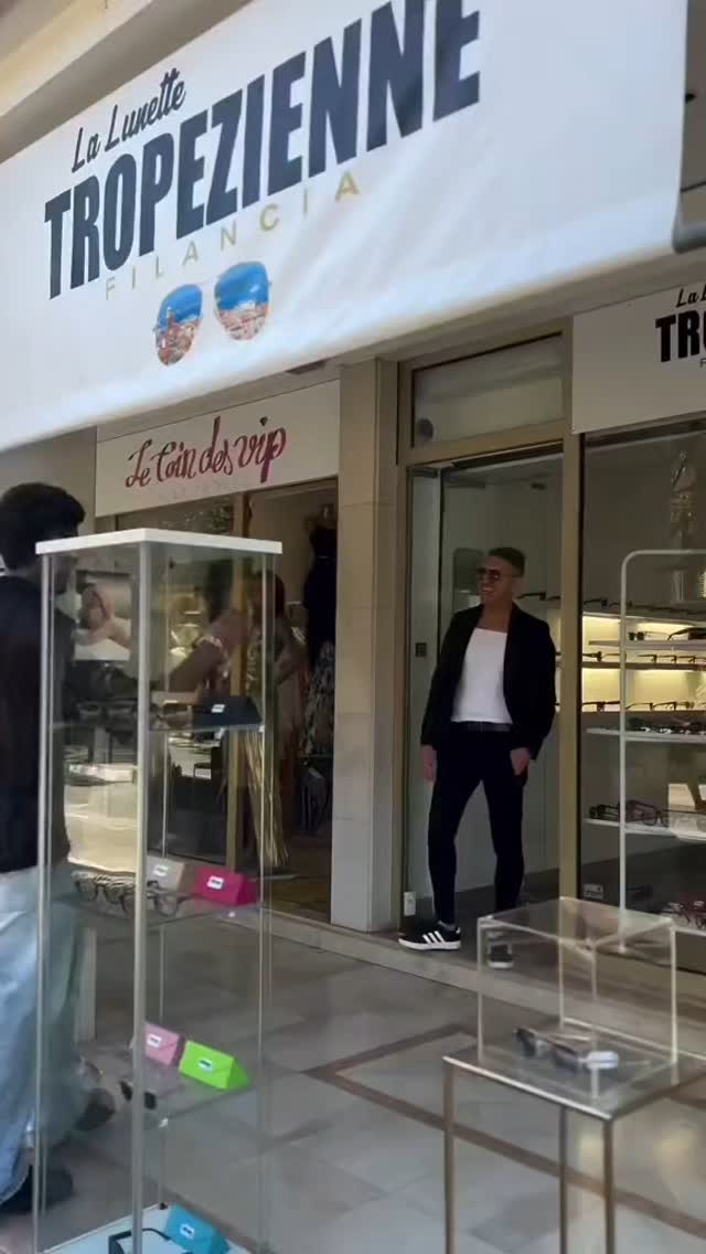 #lalunettetropezienne #enzo #iledelatentation