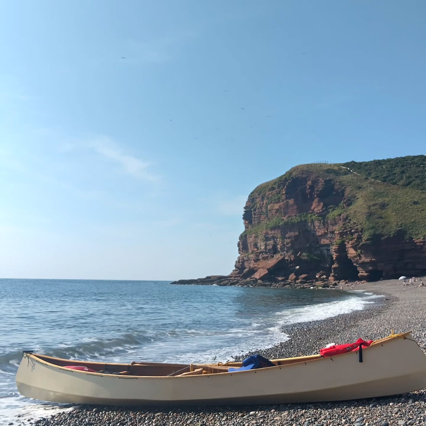 A paddle out from St Bees today with @emmabaker_eden_artist in one of our Lakelander canoes. Great to be bobbing up and down on the ocean again! Didn't catch any fish but we did discover that Emma gets sea sick! 🤢 😅