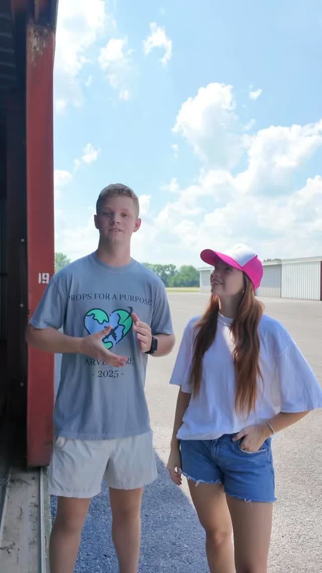 From idea to impact-Props for a Purpose is officially ONE!🎈🥳 This first year was filled with growth, service, and purpose, and we can’t wait to see where year two takes us. 🛩️✨🤍
Thank you for being part of our mission!
#PropsForAPurpose #FirstBirthday #nonprofit #soaringtoserve #pilots #nashville #wingsandfeetofjesus