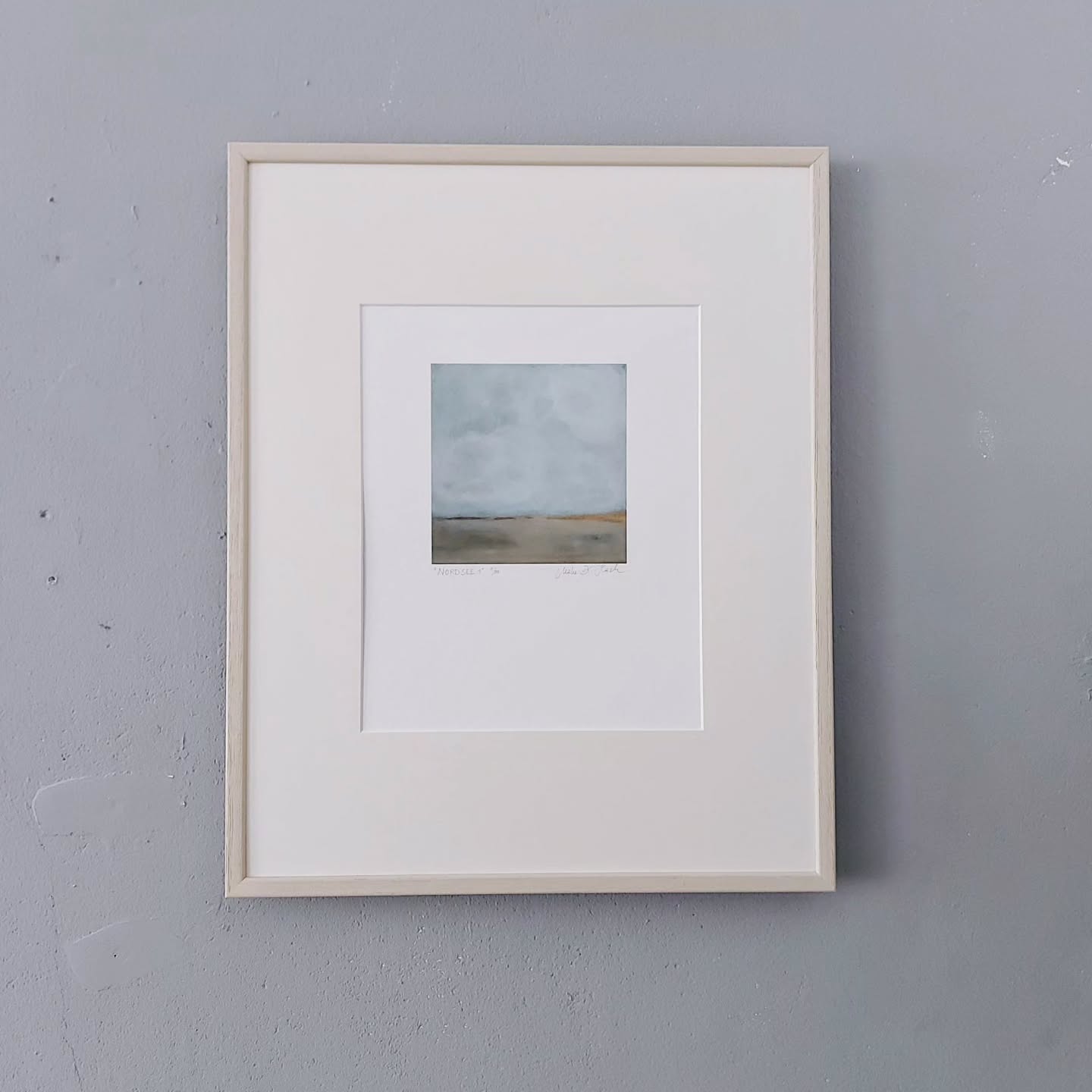 The Northsea - one of my paintings as a limited edition art print. And as a beautiful reminder of the long walks on endless Danish beaches this summer...
.
.
.
.
.
.
.
.
.
.
.
.
.
.
#northsea #danishsummer #dänemark #nordsee #strandspaziergang #kunstdruck #scandinaviandesigns #limitededition #femaleartist #fineartprints #painting #art
#atelierharich #atmospheredesign @partnershipeditions