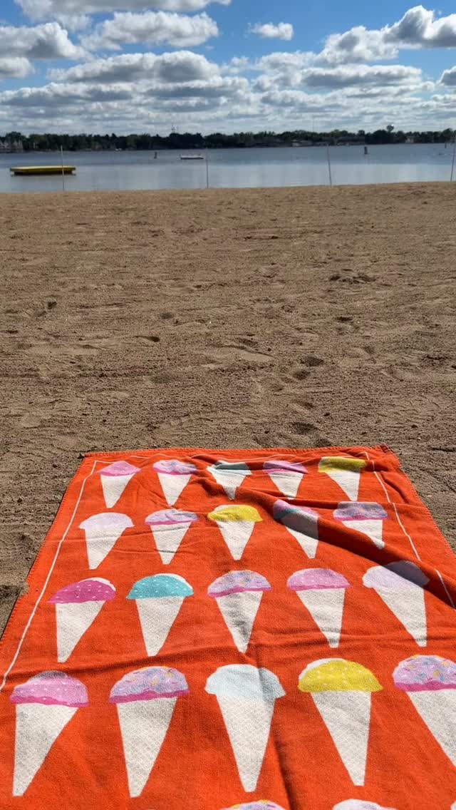 This Sunday, we will NOT be having our regular gathering…instead, we will be summer-ing at @phils_beach Wauconda at 5:30pm. Bring your own food and drinks, and let’s enjoy the beachside together!
#summeratfusion #summerinwauconda #church #beachday