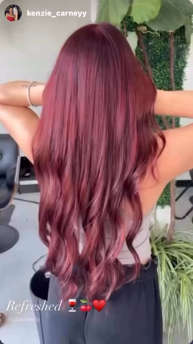 We love it when our clients love it ♥️🍒🍷
@kenzie_carneyy
@sco.tthair
#iowa #ames #amesiowa #iowahairstylist #redken #ameshairsalon #ameshairstylist #iowahairsalon #loréal #lorealprofessional
#inoacolor #lorealcolor