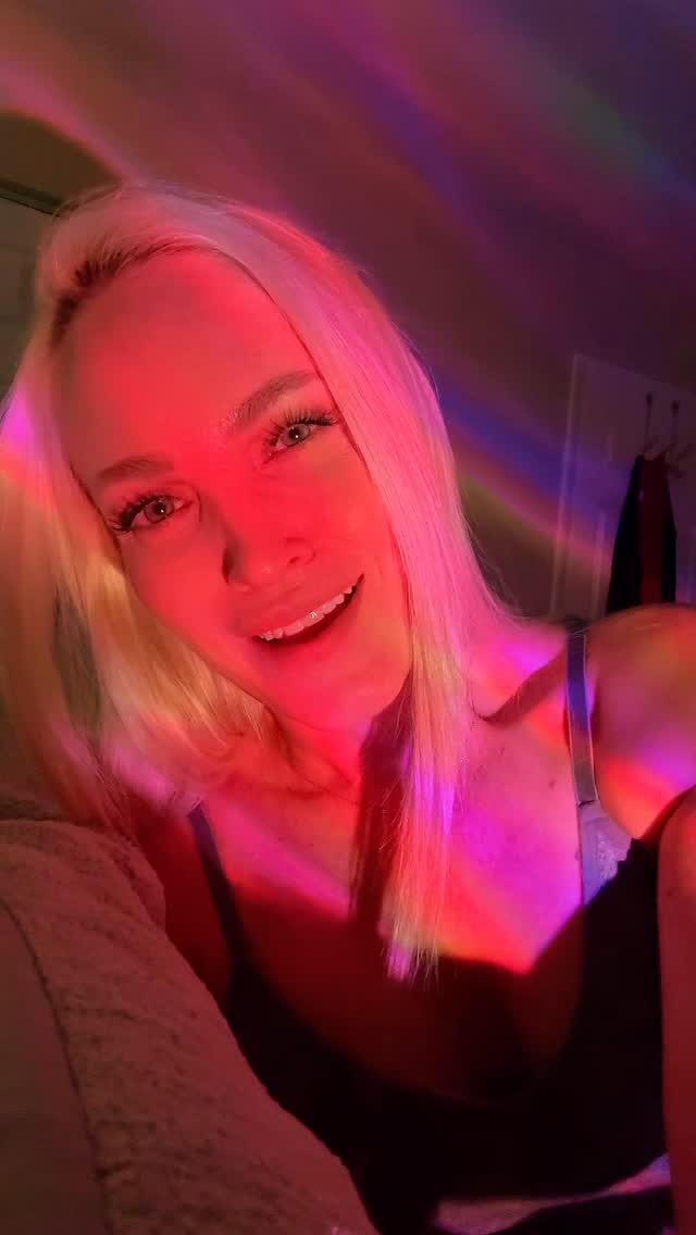 ✨ Midnight drop. Who else is staying #UpAllNight with me? 💎 Song out at 12AM! Presave now + let’s countdown together ⏳💫
#NewMusicFriday #PopMusic #SynthPop #ElectroPop #DreamPop #NewMusic #MusicArtist #PopSinger #FemaleArtist #PopStar #IndieArtist #IndiePop #AltPop #SpotifyArtist #SpotifyPlaylist #AppleMusic #AmazonMusic #Deezer #Tidal #MusicRelease #NewSongAlert #SongDrop #MusicVideo #BehindTheMusic #MusicLife #RisingArtist #UnsignedArtist #IndependentArtist #OnRepeat