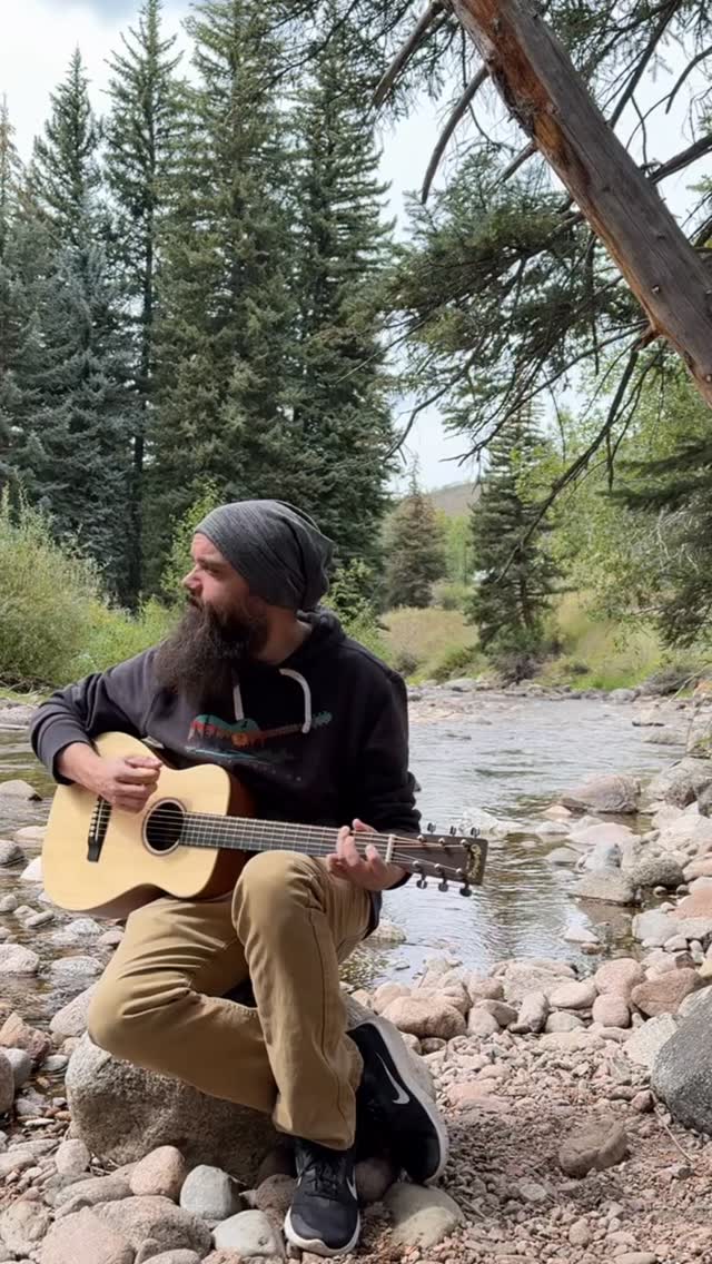 I forgot that I’d taken this video last fall out in Colorado. My first time using an @audigolabs mix so I apologize for the sound of the water, but maybe it adds to this one.
A song that hits me square in the chest every time I hear it, here’s “River” by @leonbridges
#river #leonbridges #acoustic #cover #colorado #lostcause