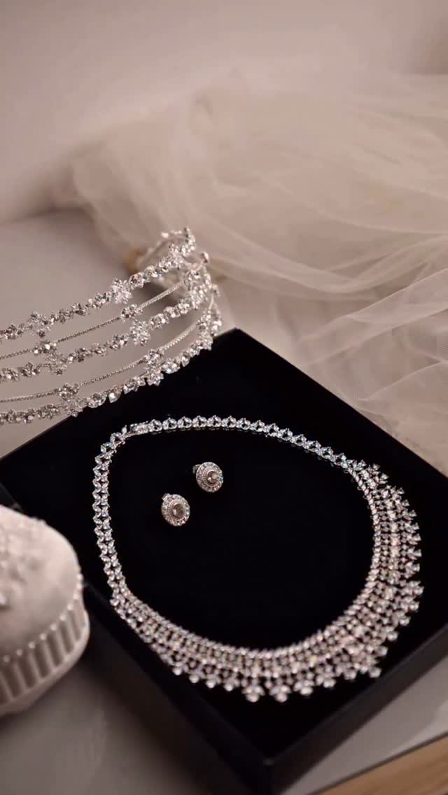 The beautiful @sayed_ghina in Nova Bella Bridal💕
Video By: @noonphotoo
#novabellabridal #novabellabride #wedding #weddingdress #luxurybridal