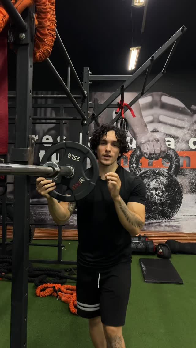 Prueba esto para mejorar tu desbalance muscular 💪🏻
📍 Empieza tu rutina con ejercicios monoarticulares
📍 Prioriza el trabajo con mancuernas
📍 Descansa entre un lado y el otro para que puedas aprovechar cada serie
📍 Agrega repes adicionales si es necesario
.
.
.
#gym #workouttips #desbalancemuscular #entrenamiento