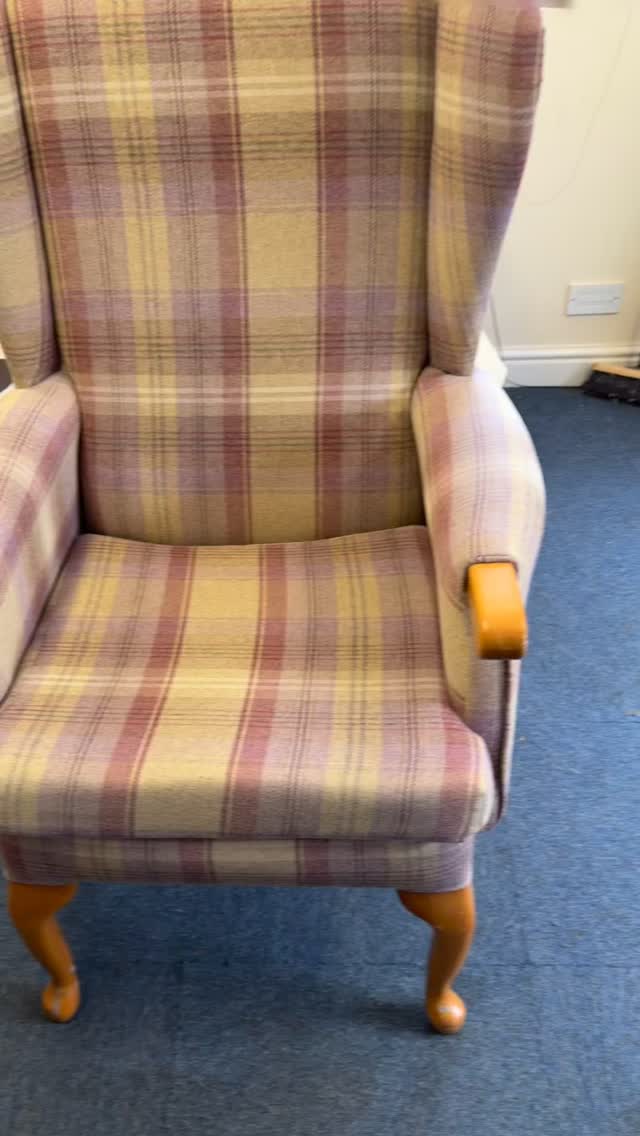 #romanblinds #bespokeupholstery #curtains #blinds #wetherbyupholstery #interiordesign #customupholstery #leedsupholstery #bespokecushions #upholstery #upholsteryfabric #upholsteryshop #upholsteryfabrics #upholsterylife #upholsterydesign #upholsteryworkshop
#upholsteryproject #upholsteryleeds #upholsteryproblems #upholsterylove #upholsteryrepair #upholsteryrepairs #reupholstery #scattercushions #footstools #bespoke#bespokefootstools #bespokeupholstery
@ilivfabrics