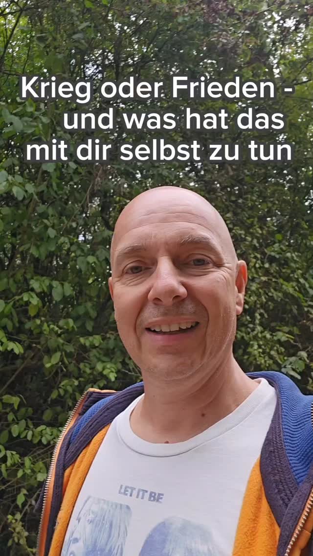 Krieg und Frieden... und eas das mit dir zu tun hat.
Ich bin auf eure Kommentare gespannt.
#Persönlcihkeit #spiritualit
#frieden #yoga #ruhe #yoga #ashtanga #ashtangayoga #yogaliebe #mindfulness #achtsamkeit