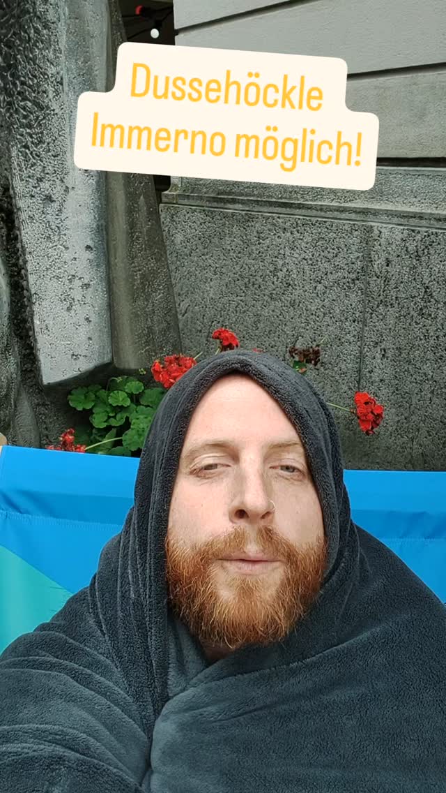 Bi mir kammer immer koo... Zu kaalt isch keis probleem!
#reisebeizli #lichtensteig #RathausfürKultur #gnüsse #offä #Bier #Wein #Aperitif #Summerbar #Foodtruck #Reisefüdli #wowtoggenburg #gemeindelichtensteig #toggenburg #wiefunktioniertdamitdänehäshtägs #keiahnig #hörejetztufdemit