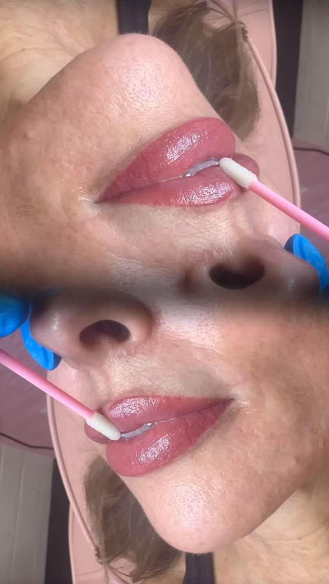 ✨ Tired of reapplying lipstick all day? ✨
Lip blush gives your lips a soft, natural watercolor finish that lasts 3–5 years 💋 No smudging, no fading, just effortlessly pretty lips that stay looking fresh from morning to night. Heels to a soft watercolor finish. Never fill washed out again and get that nude, bitten look that looks like you were born with.
Interesting I don’t know where to start ?
@an.arch.above has complementary consultations where we can come in and try on colors so you can see what it look like when it’s all done… no commitment required. 😎