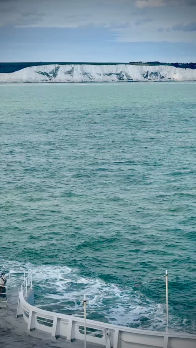 Last night in U.K. ….. staying here in the Folkstone Harbour before taking P&O Ferry in the morning from Dover to Calais, France….. then back to Heidi’s Homeland of Holland for a Sunday family day before flying to St. Louis, a short night/early wake-up to make the seven hour drive to Franklin, Tennessee for Chuck Girard’s Memorial Service. #folkstoneharbour #unitedkingdom #dover #ferry