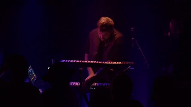 FR
Première fois au @albaniwinterthur et c’était incroyable
Le club était bliiiiindé, et à l’intérieur c’était serré mais l’énergie était dingue
Trop aimé l’endroit et l’accueil, hâte de revenir
EN
First time at @albaniwinterthur and it was amazing
The club was packed, some people couldn’t even get in and inside it was tight but the energy was insane
Really loved the place and how welcoming it was, can’t wait to come back
@peppersound_agency @nadeje08