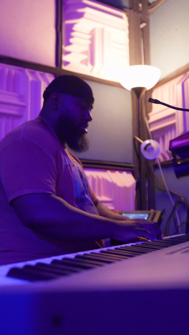 The Jam Night Recap Video!!
Shout out to all the dope musicians that came through and showed off a little! It was definitely a night to remember!!
Who thinks we should make this monthly? Comment below!!