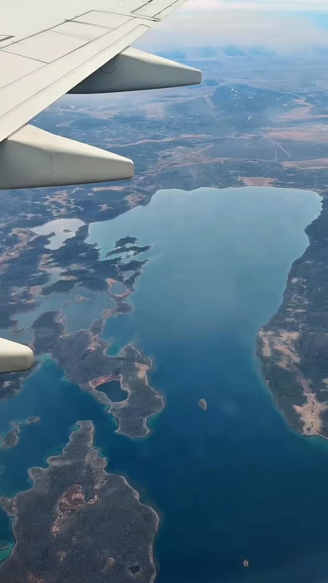 Tu próximo viaje no es un boleto, es la oportunidad de conectar con:
⭐️Paisajes
⭐️ Personas
⭐️ Tú mismo
#animalviajero #agenciadeviajes #travel #viajes #viajeros #viajerosporelmundo #agenciadeviajescdmx