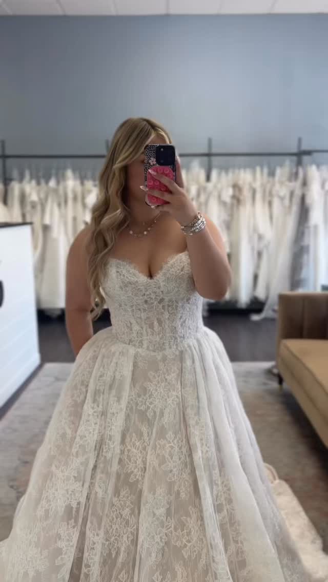 All over lace = 🤩🤍👀
✨ Brides-to-be, the time is now! ✨ If you’re ready to start the search for the dress of your dreams, we’d love to be part of your journey.
Here at J’aime Bridal, we’re dedicated to helping you find a gown you’ll truly fall in love with. 💍👰 Book your appointment today and let’s find the one! #linkinbio #booknow