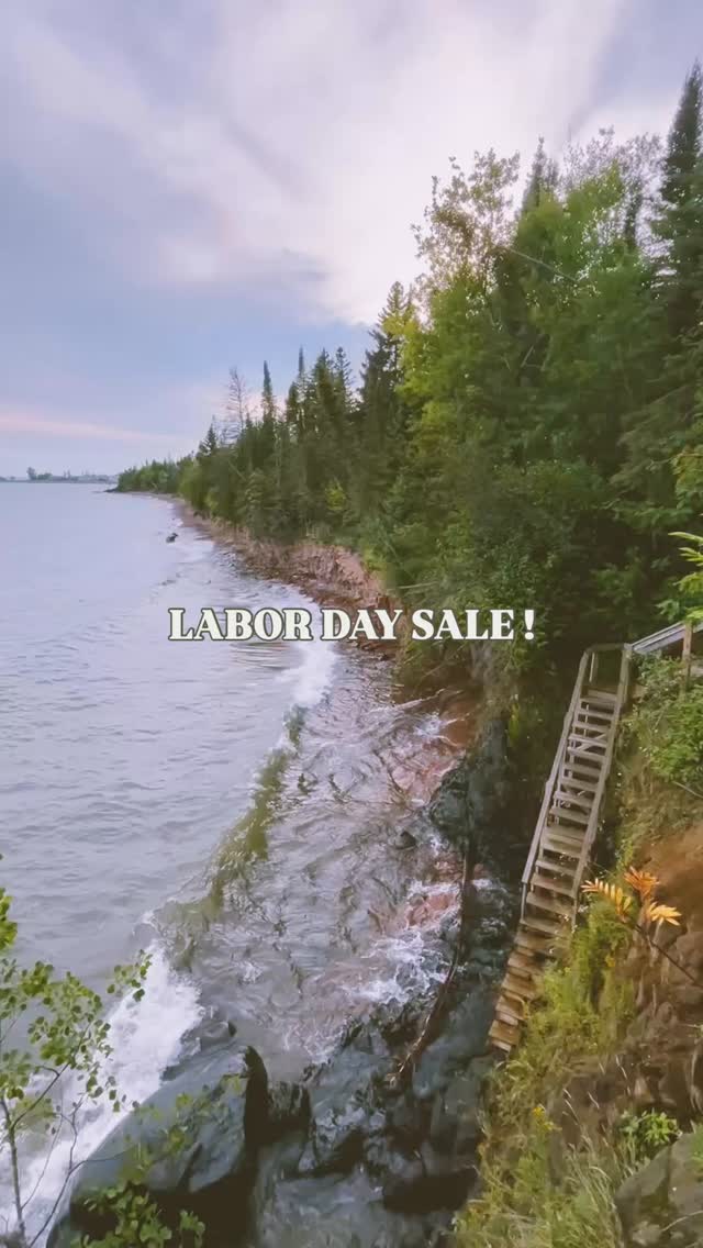 Labor Day Sale is here!
Enjoy 15% off all candles online Friday 8/29/25 - Monday 9/1/25
We hope everyone has a relaxing Holiday weekend!
#lakehousecandleco #madeinmn #smallbusiness #womanownedbusiness #woodwickcandle #greatlakes