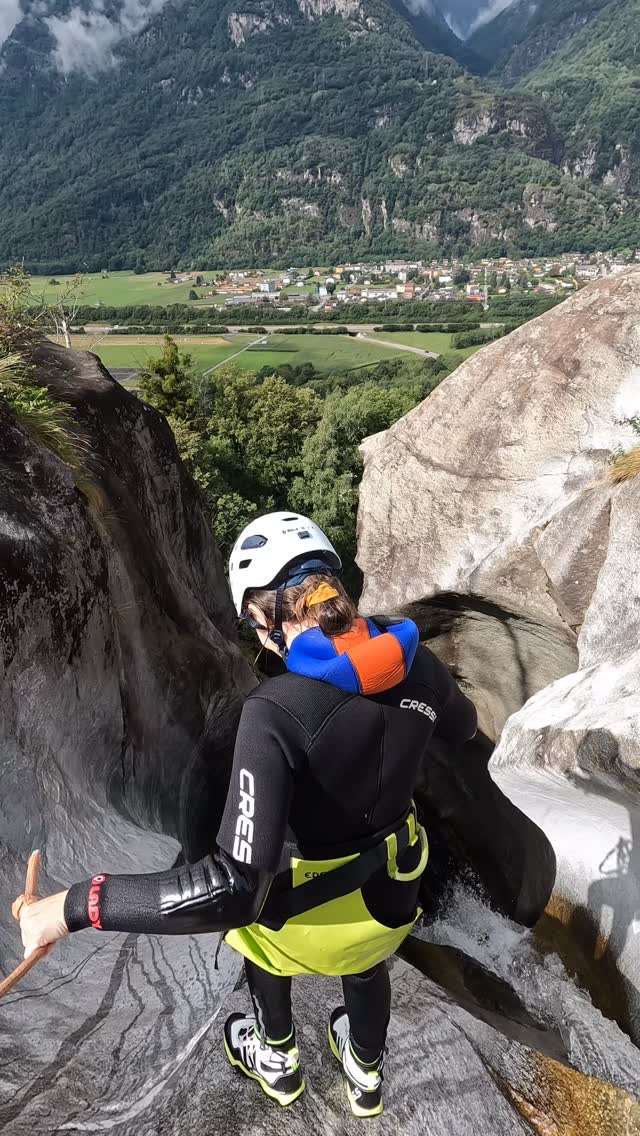 aka perfect day 🇨🇭
#canyoning #springen #rutschen #canyon #ticino #switzerland #visitswitzerland #outdooradventure #outdoorfun