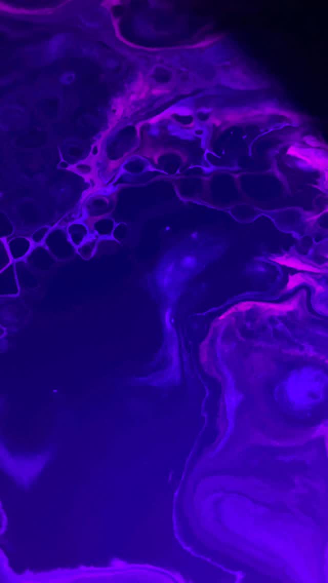 Neues Board, fresh aus der Werkstatt! ✨
Neon vibes, wild & einzigartig – jedes Detail ein kleiner Ozean für sich 🌊💜💚
Seid gespannt, bald mehr… 👀
#balanceboard #surfstylefever #neonvibes #handcrafted #madeingermany