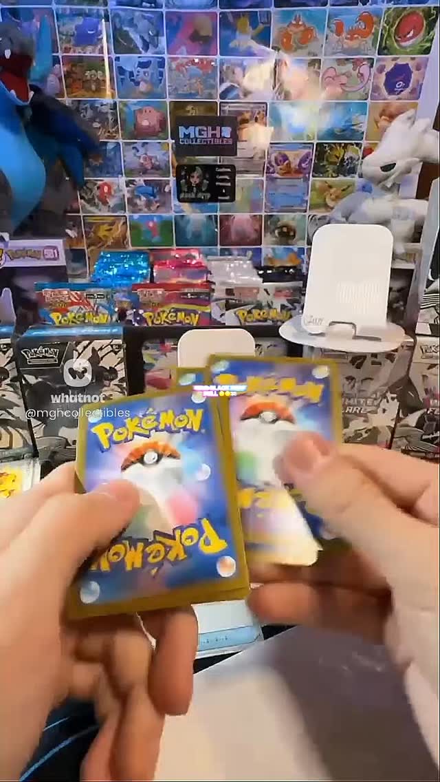 AHHHH LETS GOOOOOOO 🔥🔥🤟🤟🤟🗣️🗣️🗣️
Don’t miss out on the Whatnot stream! Link in bio 😎🤟
#pokemontcg #pokemon #whatnot #reels #reshiram #cgc #psa #zekrom #whatnotstream #pokemonstream #ripandship #pokemonrips #pokemonpulls #mghcollectibles #serperior #snivy #unova #insanepull #bestpokemon