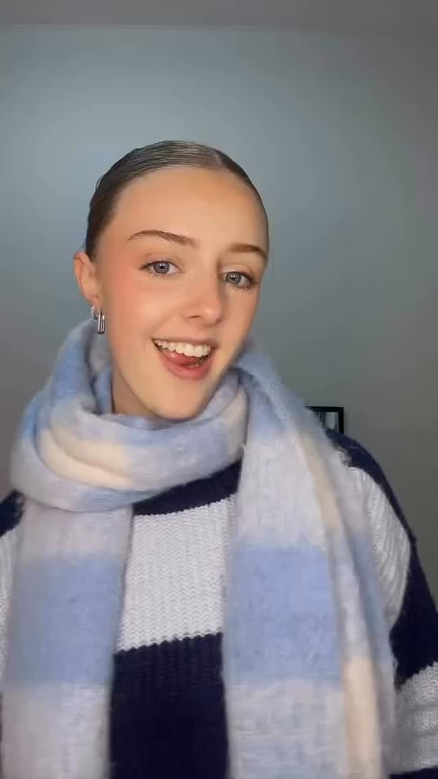 We love seeing our clients happy with a new Gosh Nails set 💅🏻.
If you would like to be featured on our instagram page dm us with your favourite nail set or video ❤️💁♀️.