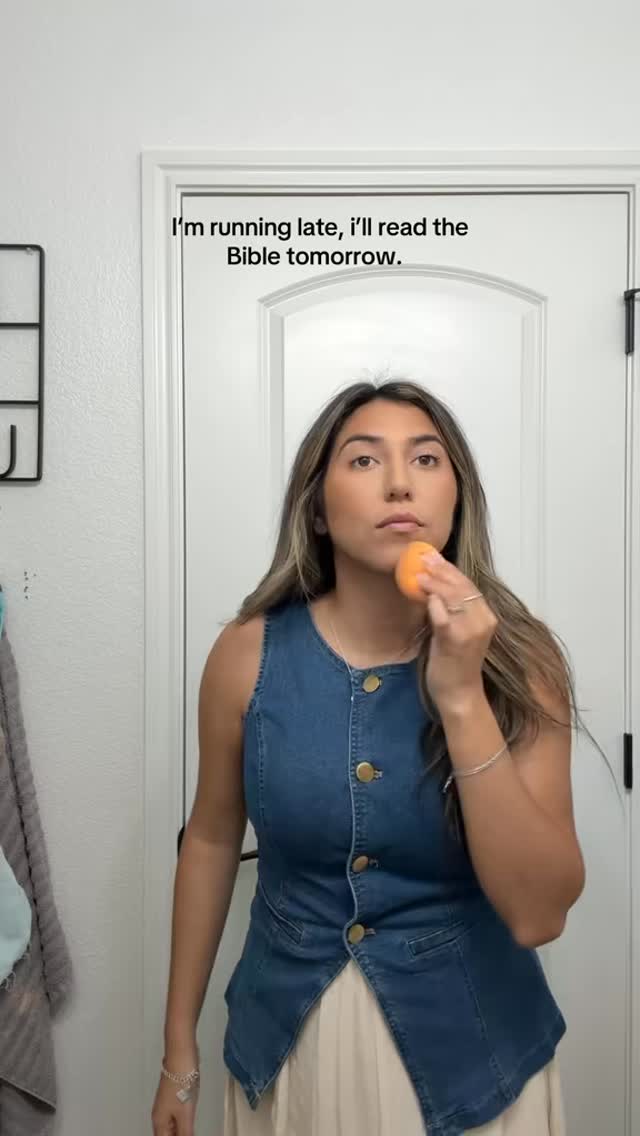 Day 5 | we are all guilty at one point of being too “busy” to read our bibles or spend time with the Lord. I know I have and still struggle with this, but as long as we keep seeking Him, setting time aside, being intentional we will grow. Continue to ask the Lord for help, to help you be consistent, to not get distracted and He will do just that.
“Keep on asking, and you will receive what you ask for. Keep on seeking, and you will find. Keep on knocking, and the door will be opened to you.” Matthew 7:7
what’s a verse that has been speaking to you lately?
#smallbusiness #smallbusinessowner #christianapparel #faith #walkbyfaithnotbysight #faithmovesmountains #spendtimewithgod #together #unity #explore #reel #faithbasedclothing #faithbasedapparel