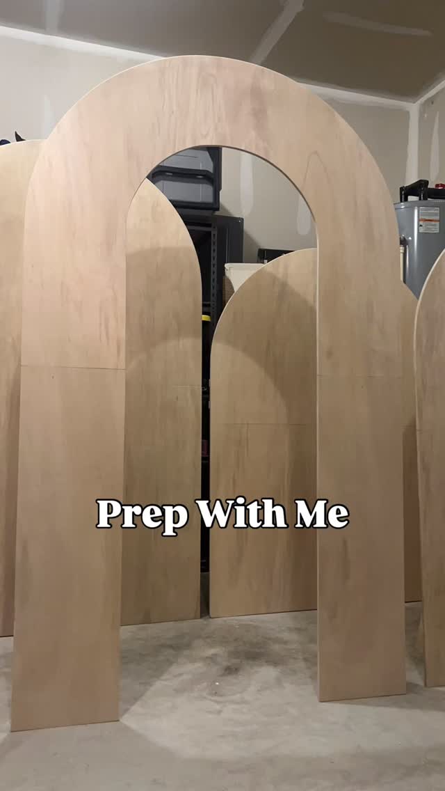 Our clients are not only paying for balloons and rentals, they’re also investing in the hours of prep that go into bringing everything together. ✨ Here’s a behind the scenes look at getting our wooden backdrop panels ready for installation!
#rvaballoons #rvaballoondecor #804balloons #rvaevents #howtomakeaballoonarch #howto #rvamarqueeletters #balloongarland