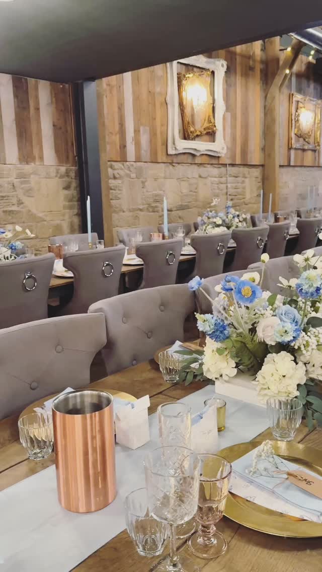 Beautiful baby blue boxes for a summer wedding at @wharfedalegrange today
#weddingstyling #yorkshireweddingsuppliers #budgetweddingstyling #yorkshireweddings #yorkshireweddingvenue