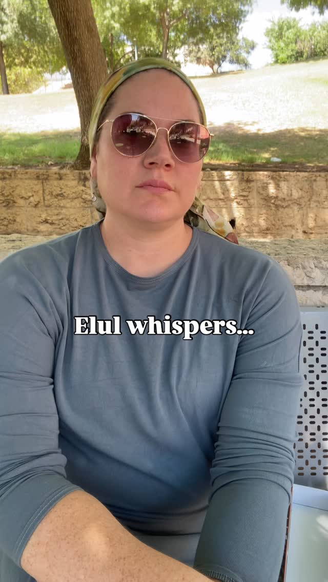 ✨We all know that Teshuva really means return.
Return to the parts of us we’ve set aside for too long.
Return to the voice inside that still wants to be heard.
This fall, I’m opening space for adult singers who are ready to sing again — or maybe for the very first time. You don’t need to be “good enough.” You just need to begin.
🍎 Lessons in Beit Shemesh + Jerusalem.
DM me to find out more or sign up for a trial lesson.