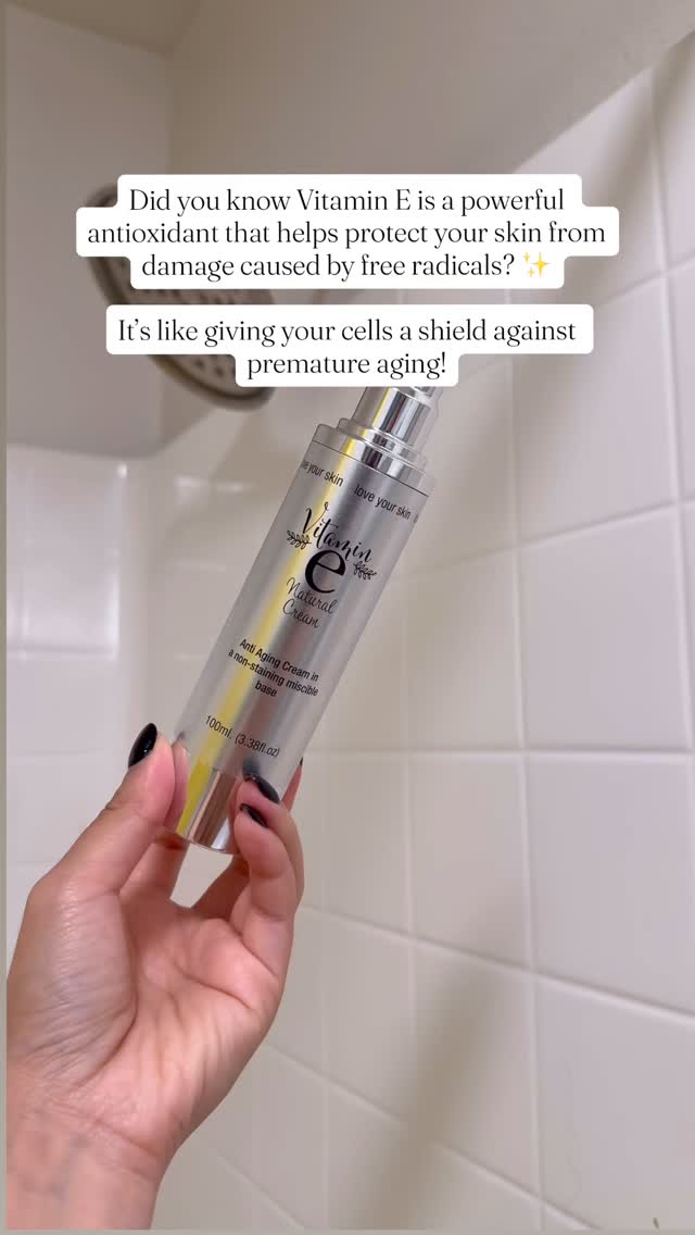 It’s important to apply vitamin e everyday!
Free radicals are unstable molecules that your body produces when it’s breaks down food or when you’re exposed to things like pollution, cigarette smoke, or UV rays from the sun ☀️
#LoveYourSkinProducts #Beauty #Skincare #VitaminE #SkinEssential #GlowingSkin