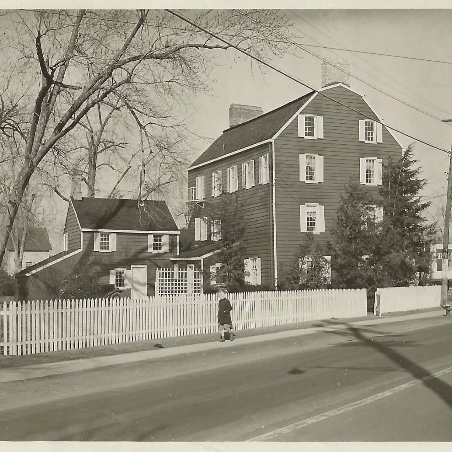 A summer well spent! 🌞
This summer, our team of volunteers and staff rolled up their sleeves and got to work behind the scenes, sorting and assessing items from our collection for cataloging and preservation.
A hearty HUZZAH and huge thanks to our dedicated staff and volunteers for their careful work and curious minds!
Now! Onward to our busy fall events season! Check out our Moonlight Tavern Night on September 20th!
#museumsofinstagram
#museumlife
#organizing