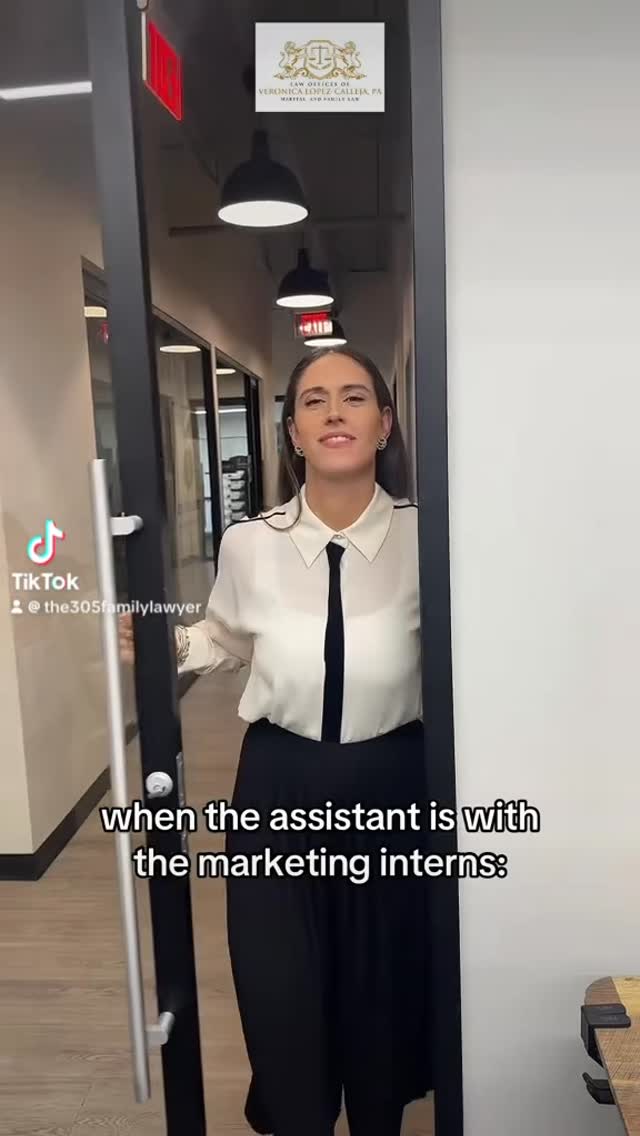 When the assistant disappears with the interns 😅