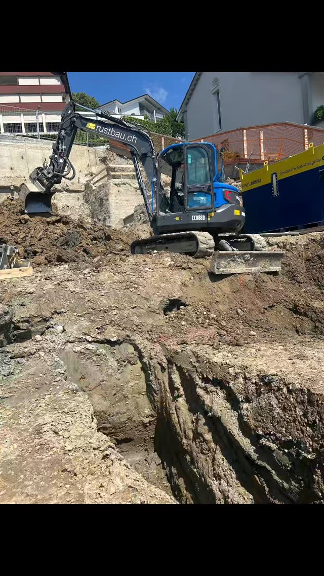 Arbeiten der vergangenen Wochen Danke dem ganzen Team und allen Auftragsgebern👍🇨🇭😍#tiefbau #takeuchi #jmsgruppe #kibag #fischlintransporte #rustbau#schuelerholz