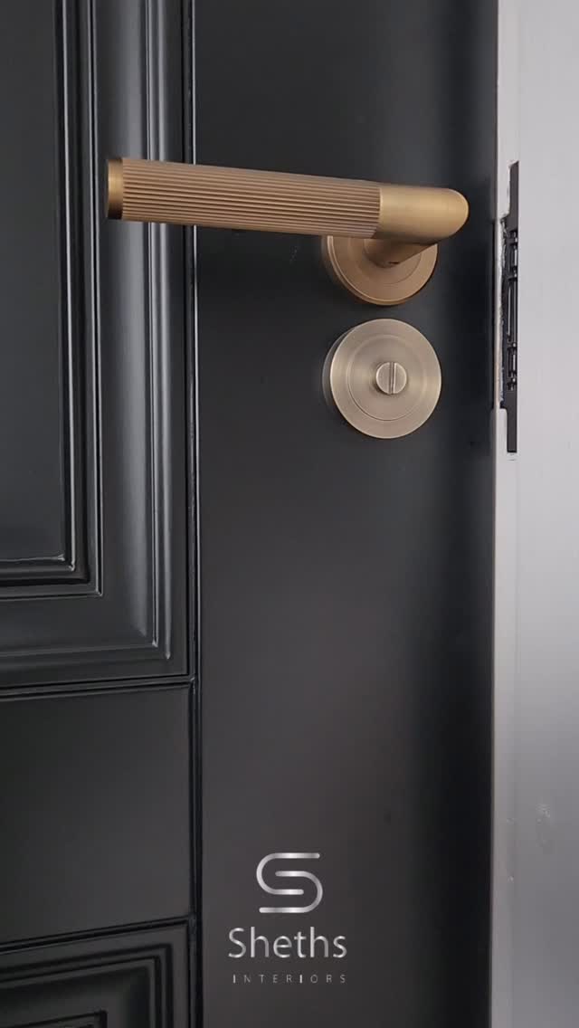 ✨ Sleek. Modern. Timeless.
From floating vanity to the walk-in shower, every detail in this bathroom has been designed and supplied by us to bring luxury into everyday living.
Designed And Supplied By @shethsinteriors
#bathroom #bathroomdesign #bathroominspo #luxurybathroom #modernhome #homedesign #interiordesign #homedecor #bathroomgoals #trending #bathroom #architecture #bathroom #bathroomdesign #bathroomdecor #bathroominspo #bathroomgoals
#luxurybathroom #modernbathroom #dreambathroom #interiordesign #homedecor
#homedesign #bathroomremodel #interiorinspo #homeinspo #bathroomstyle #tiles #lancashire #wetroom #shower #home