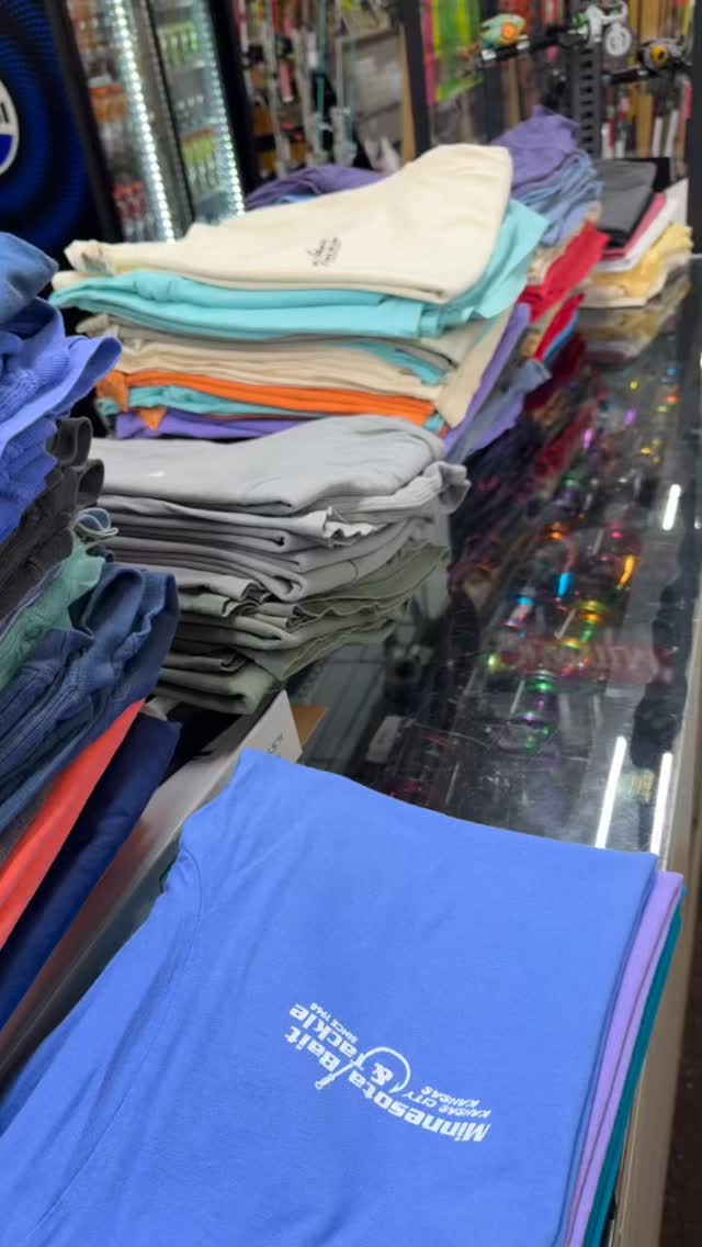 New Shirts are in!
Support your local baitshop and buy one of these cool looking retro shirts for $19.99
sizes: S M L XL 2X 3X