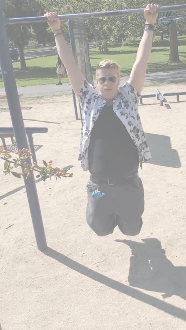 Perfection is the enemy of #progress. Start with what you’ve got, because it's all we have. One body. One mind. One step at a time. Your business plans deserve more than a blank canvas. Let's talk about how you get started or clean up the #marketing mess you may have found yourself in.
I help entrepreneurs get on track. I help people hustle smarter. I teach folks how to get over their fears of camera, stage, and other pesky human inhibitions. #coachthehelloutofit #businesssuccess #workit #coach #business #profit #zakunscripted