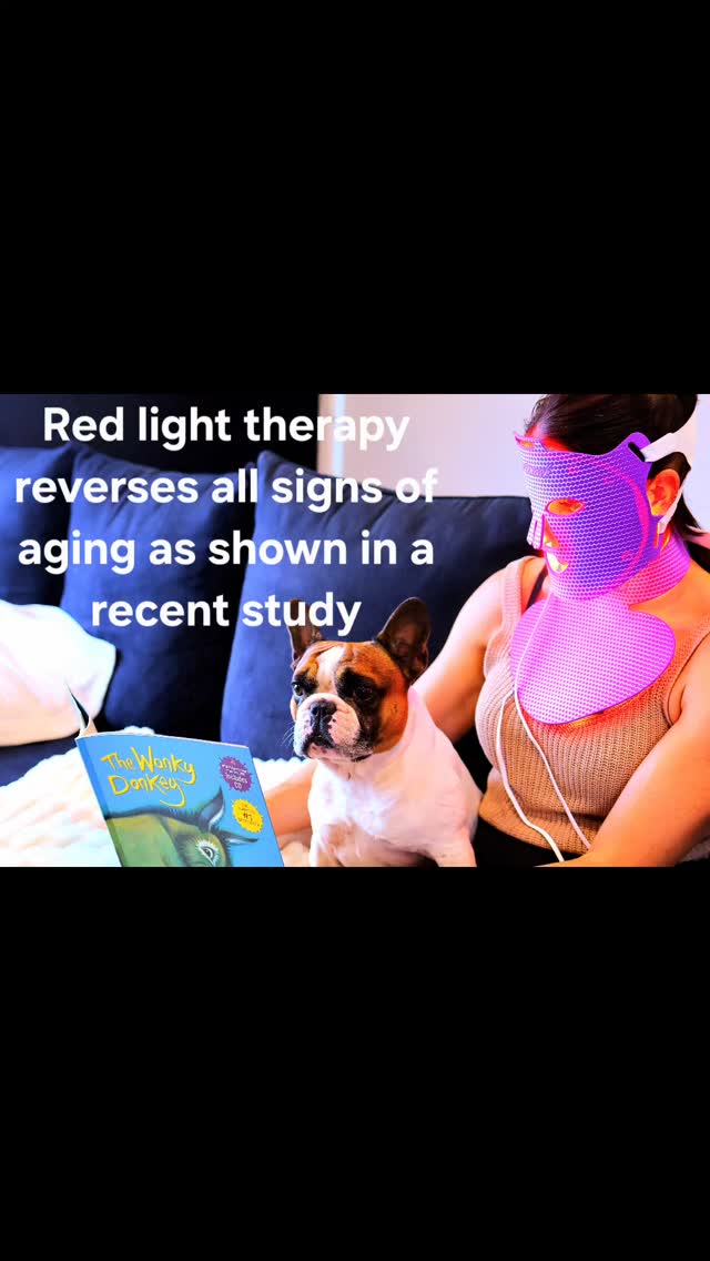 Do the benefits of light therapy ever end!!
With the mask you can up your skincare game in the comfort of ypur own home.
With 4 wavelengths, 488 leds, 6 treatment modes every skin concern can benefit!
#ledtreatment #ledlights #redlight #bluelight #infrared #yellowlight
@dermal_supplies