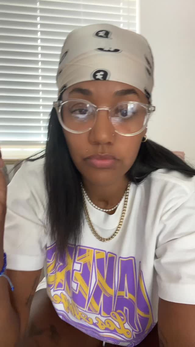 Listen through the end! Colorado Seniors mark your calendar for Senior Spotlight 9/27! 12-3pm at my studio!
Women Health and Wellness
Professionals, you’re gonna want to be a part of Her Intention 2.0! #denver #denverevents #classof2026 #femaleentrepreneurs #holisticwellnesscoach #perimenopausehealth #womeninhealth