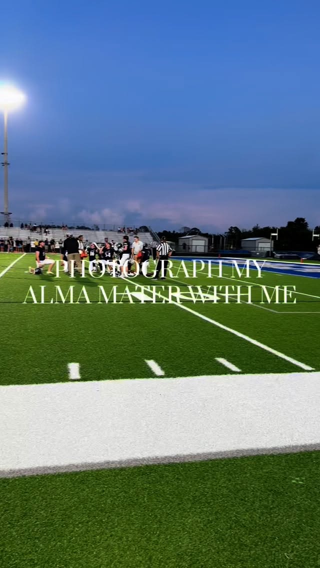 Friday night lights ✨ Back on the sidelines at my alma mater and it feels so good! 🏈📸
#FridayNightLights #HighSchoolFootball #SidelineView #SportsReel #SportsPhotography #SarasotaPhotographer #NorthPortHighSchool #NorthPortBobcats #AlmaMater #CandidMoments #LocalPhotographer #CandidSRQ