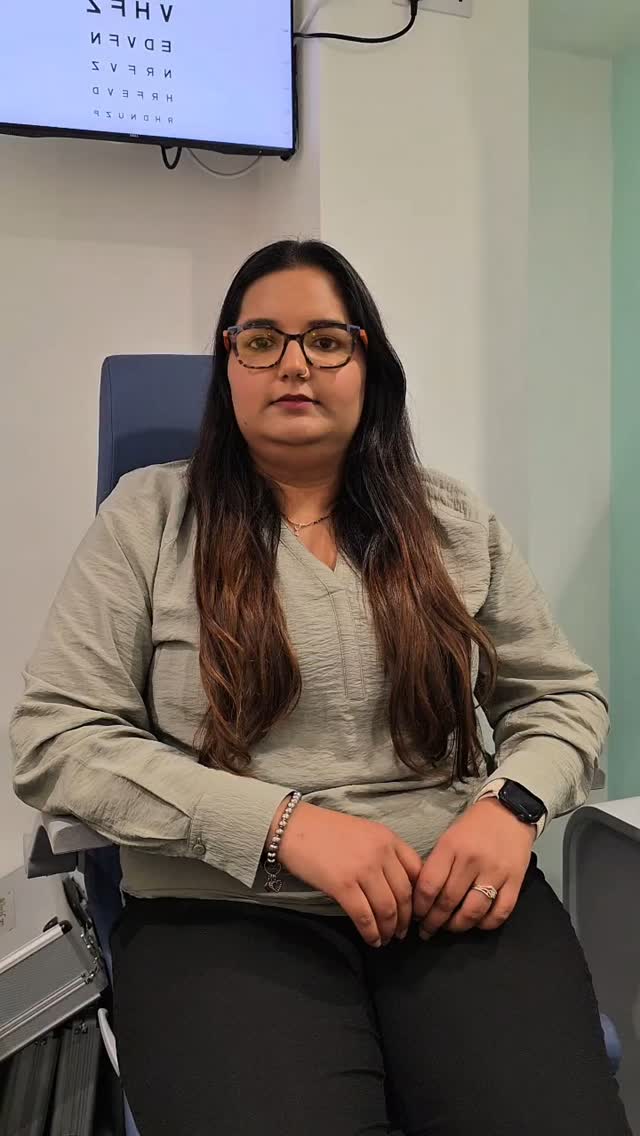 4 signs you need a sight test! If you suffer with any of these it might be time for an eye exam!